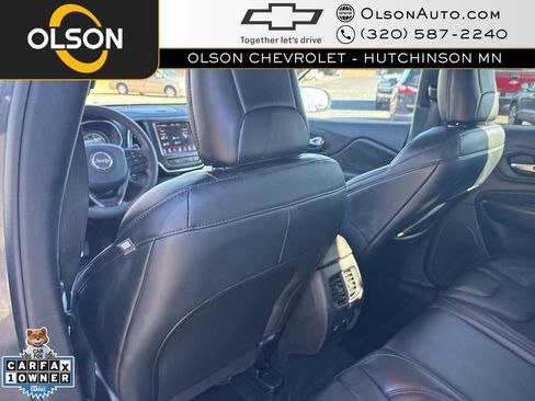 Used 2022 Jeep Cherokee Trailhawk image 25