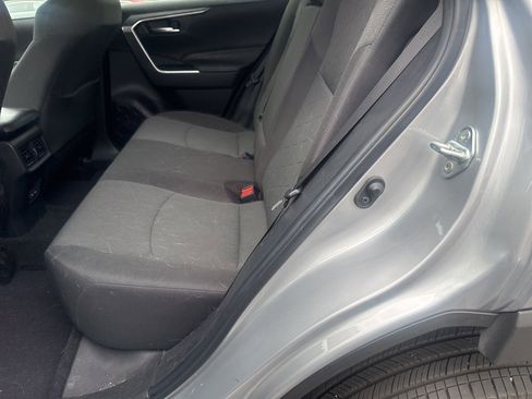 Used 2023 Toyota RAV4 XLE w/ Convenience Package FWD image 10