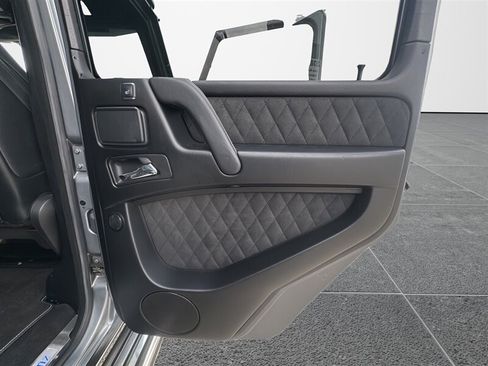 Used 2017 Mercedes-Benz G 550 Squared image 20