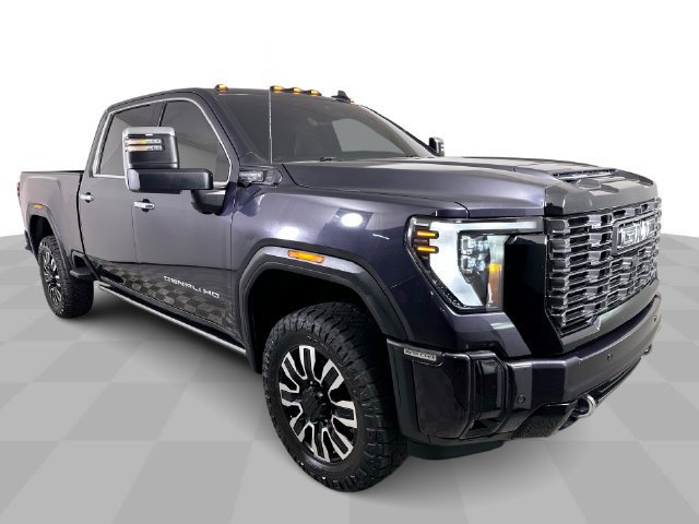 Used 2025 GMC Sierra 2500 Denali Ultimate AWD/4WD image 2