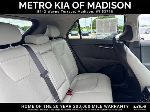 Used 2023 Kia Niro EX Touring FWD image 36