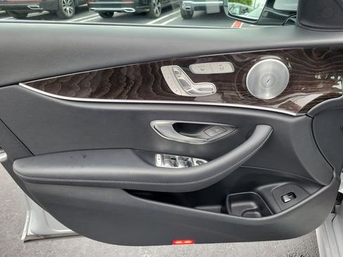 Used 2019 Mercedes-Benz E 300 image 16