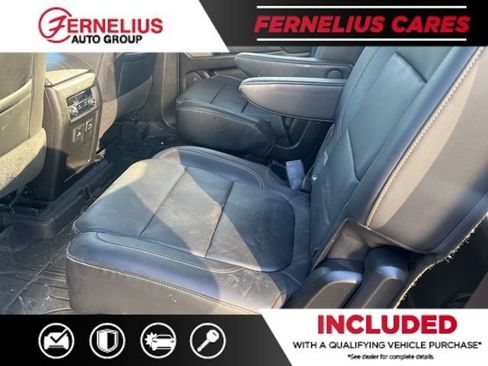 Used 2021 Chevrolet Traverse RS w/ LPO, Floor Liner Package image 8