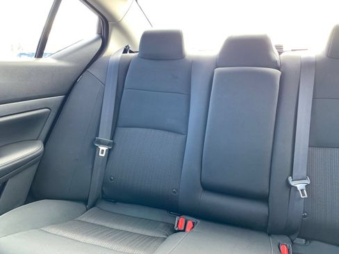 Used 2025 Nissan Altima 2.5 SV FWD image 35