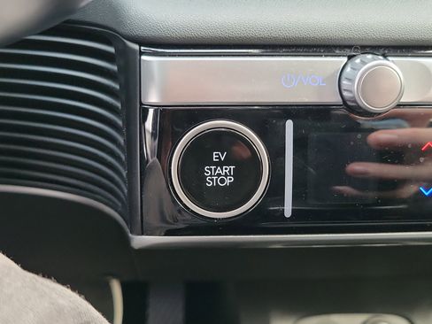 Certified 2024 Hyundai Ioniq 5 SEL image 12