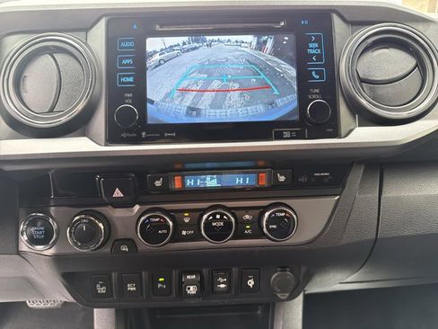 Used 2018 Toyota Tacoma TRD Pro image 20