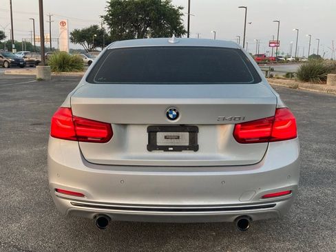 Used 2018 BMW 340i Sedan w/ Executive Package image 6