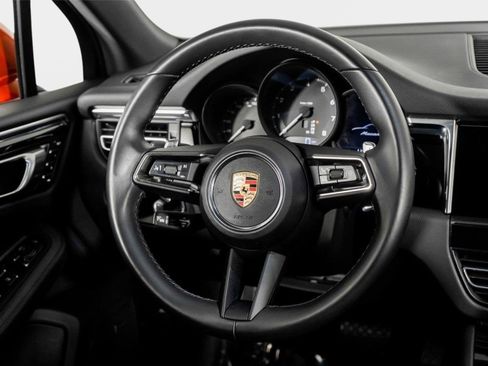 Used 2024 Porsche Macan AWD/4WD image 54