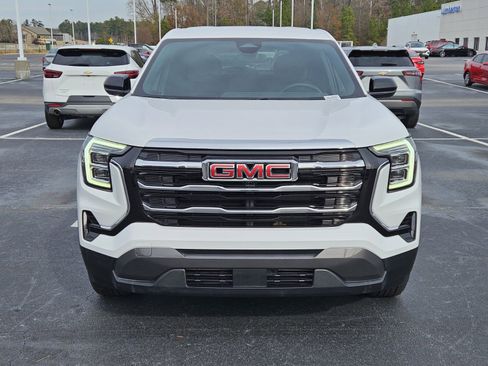 Used 2025 GMC Terrain Elevation image 2