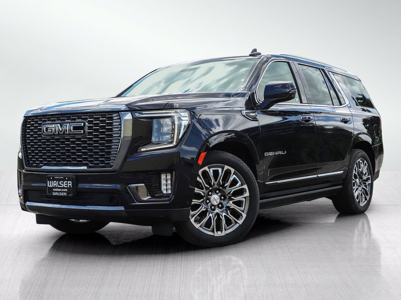 Used 2023 GMC Yukon Denali Ultimate AWD/4WD image 1