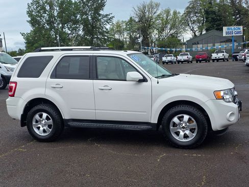 Used 2010 Ford Escape Limited AWD/4WD image 3