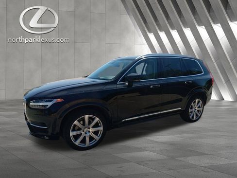 Used 2016 Volvo XC90 T6 Inscription w/ Vision Package image 3