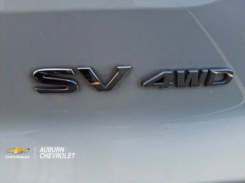 Used 2024 Nissan Pathfinder SV AWD/4WD image 23
