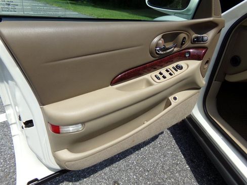 Used 2004 Buick Le Sabre Limited FWD image 43
