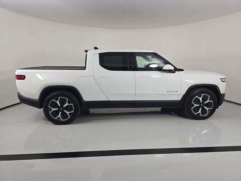 Used 2024 Rivian R1T Adventure AWD/4WD image 6