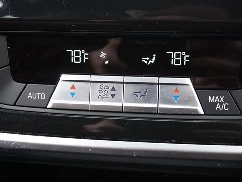 Used 2023 BMW X6 xDrive40i w/ M Sport Package image 70