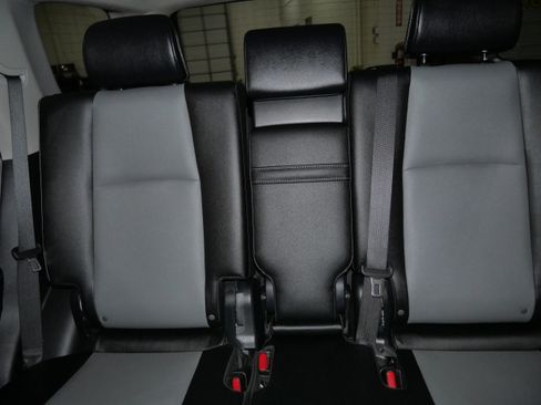 Certified 2018 Toyota 4Runner SR5 Premium image 14