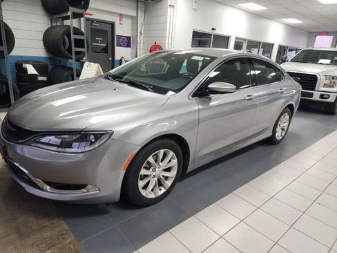 Used 2015 Chrysler 200 C image 1