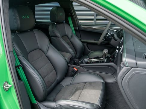 Certified 2025 Porsche Macan GTS image 49