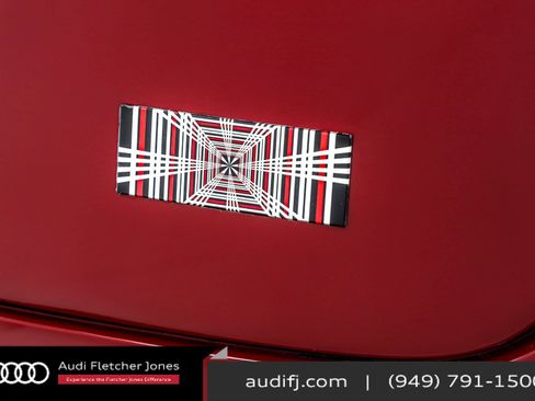 Used 2023 Tesla Model X Plaid image 8