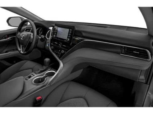 Used 2022 Toyota Camry XSE image 15