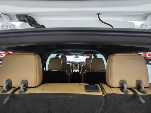 Used 2014 Lincoln Navigator 2WD w/ Equipment Group 101A image 14