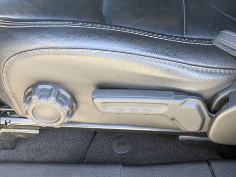 Used 2021 Jeep Wrangler Unlimited Sahara image 21