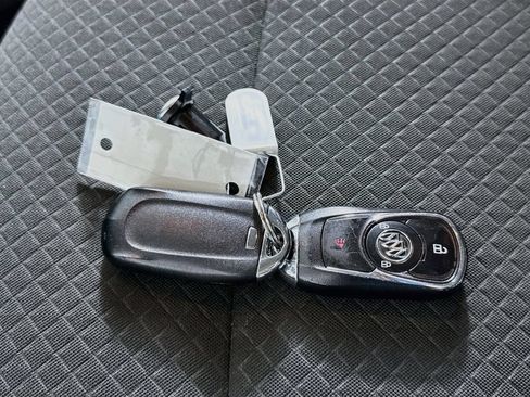 Used 2017 Buick Encore Preferred FWD image 27