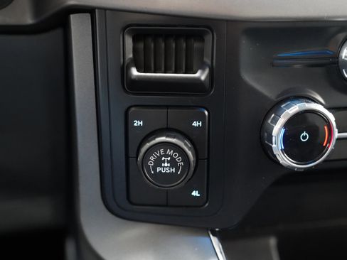 Used 2024 Ford F150 XLT w/ Mobile Office Package image 31