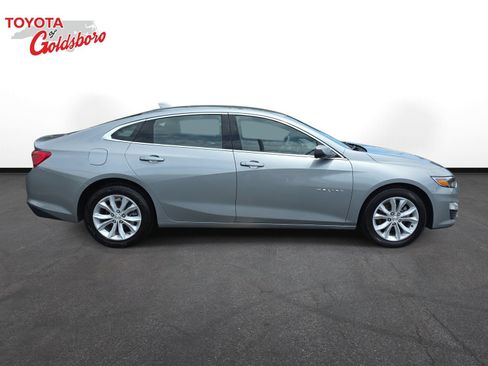 Used 2024 Chevrolet Malibu LT FWD image 4