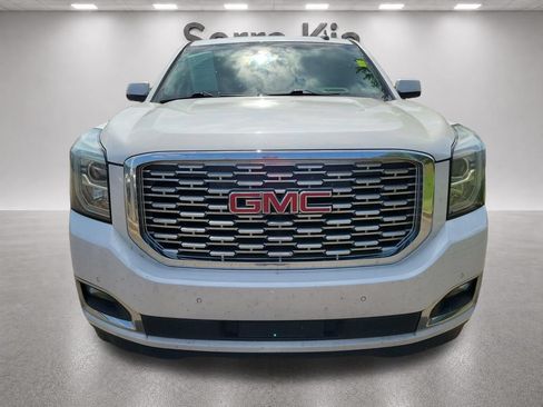 Used 2018 GMC Yukon Denali w/ Denali Ultimate Package AWD/4WD image 8