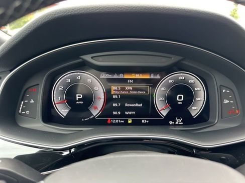 New 2025 Audi Q8 Premium Plus image 23