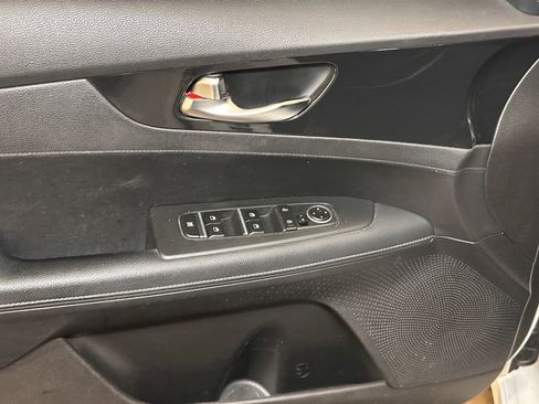 Used 2023 Kia Forte GT-Line FWD image 21