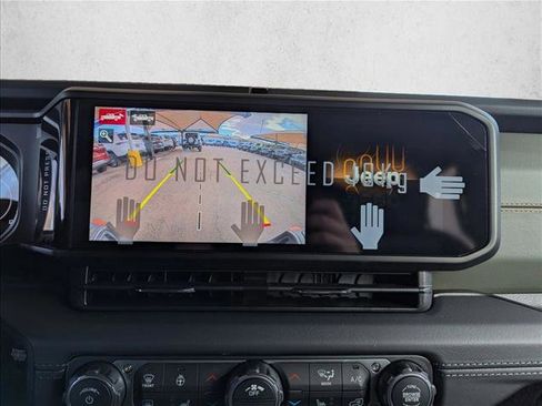 New 2026 Jeep Gladiator Mojave image 12