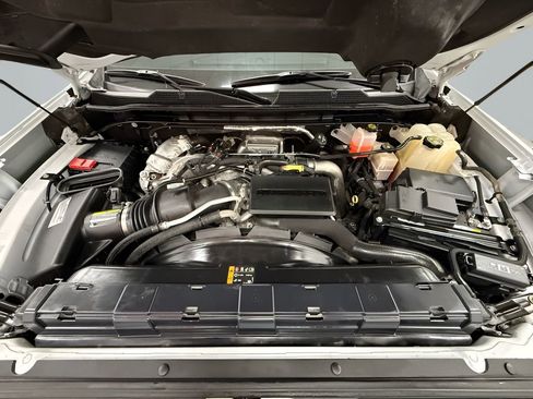 Used 2021 Chevrolet Silverado 2500 LT w/ Fleet Comfort Package image 18