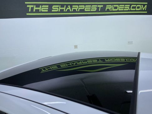 Used 2018 Jaguar XE 20d image 16