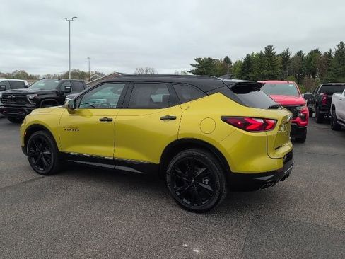 Used 2022 Chevrolet Blazer RS w/ Enhanced Convenience Package AWD/4WD image 4