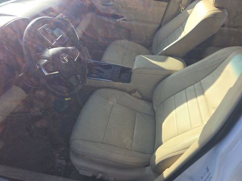 Used 2015 Toyota Camry XLE image 7