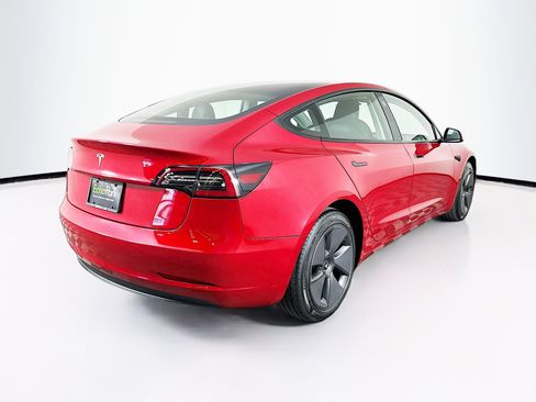 Used 2023 Tesla Model 3 Standard Range image 9
