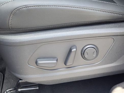 New 2026 Kia Sportage EX FWD image 22