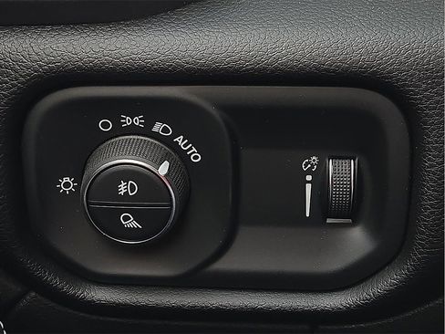 Used 2025 RAM 2500 Big Horn image 17