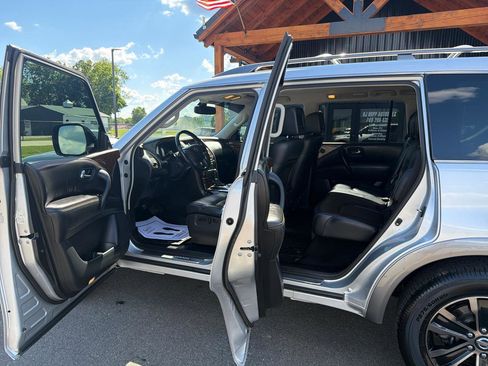 Used 2017 Nissan Armada Platinum AWD/4WD image 7