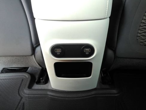 Used 2024 Hyundai Ioniq 5 SEL RWD image 27