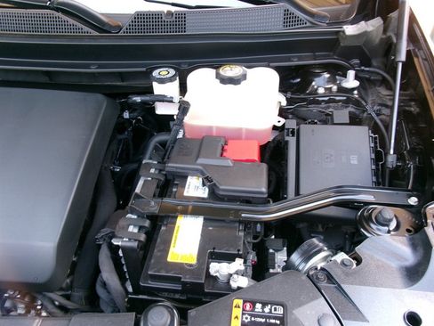 Used 2023 Chevrolet Traverse LT w/ LPO, Floor Liner Package AWD/4WD image 47