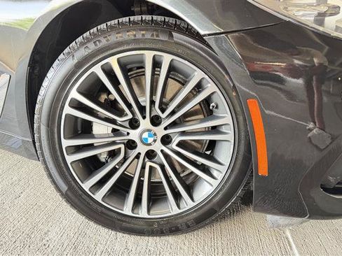 Used 2018 BMW 540i xDrive AWD/4WD image 13