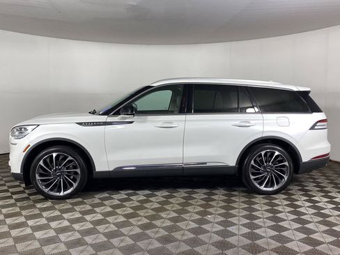 Used 2020 Lincoln Aviator Reserve w/ Equipment Group 202A AWD/4WD image 3