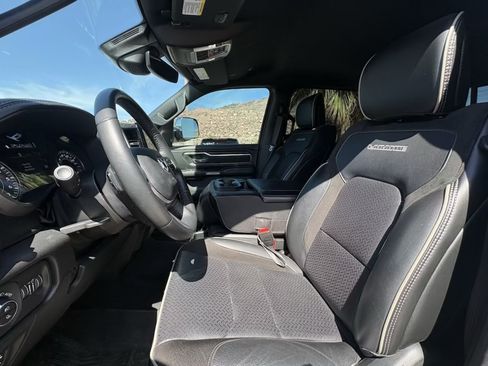Used 2023 RAM 1500 Laramie AWD/4WD image 9
