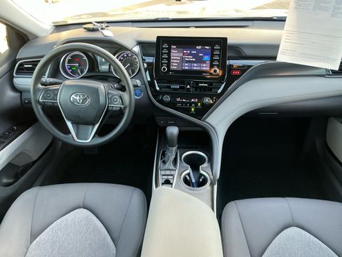 Used 2023 Toyota Camry LE image 20