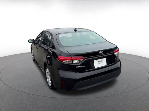 Used 2025 Toyota Corolla LE image 11