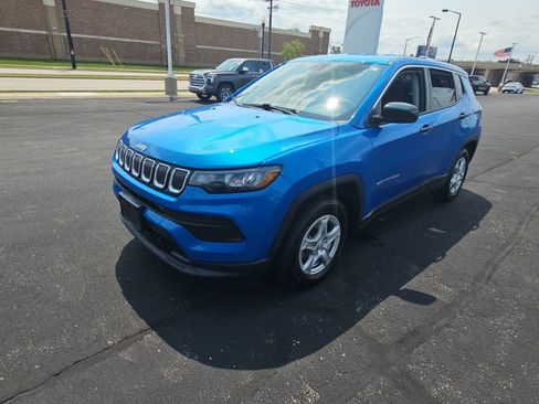 Used 2022 Jeep Compass Sport FWD image 7